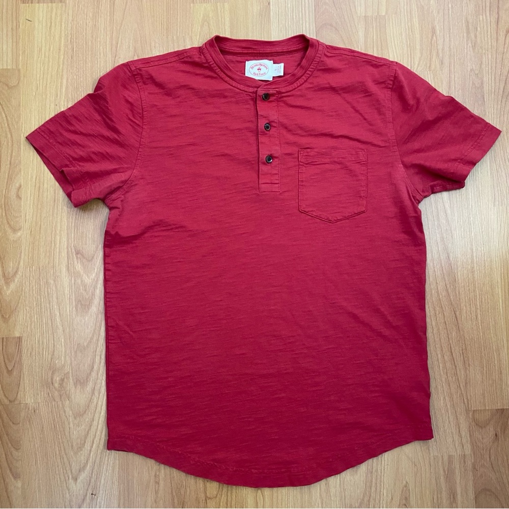 Brooks Brothers Men’s Three Button Front Pocket T-Shirt Size Small